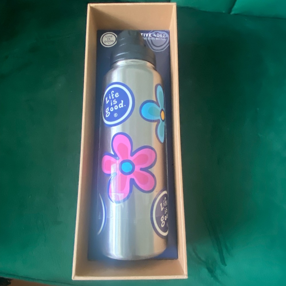 Brand New Life is Good 40 oz Stainless Steel Bottle